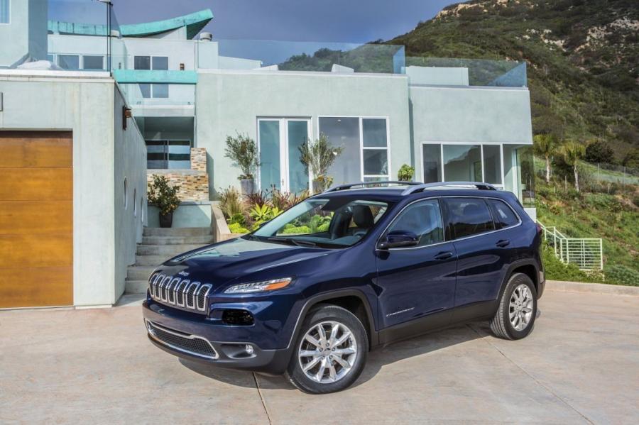  Jeep Cherokee Limited 2014 года  (фото 24 из 29)